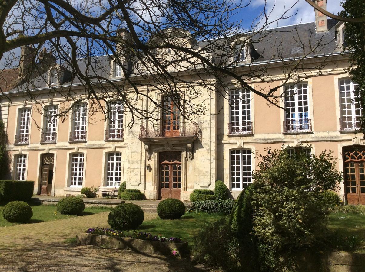 Hotel Des Tailles Мортань-о-Перш Экстерьер фото