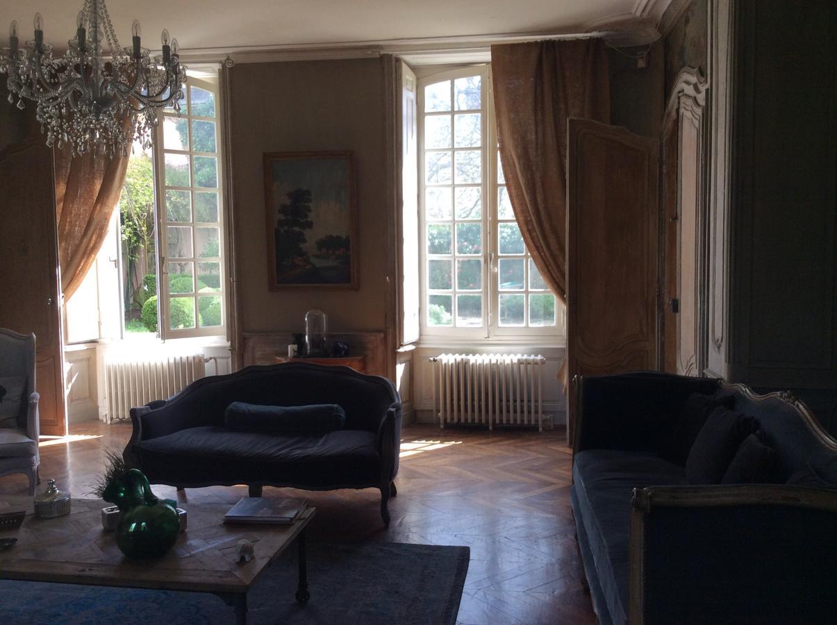 Hotel Des Tailles Мортань-о-Перш Экстерьер фото